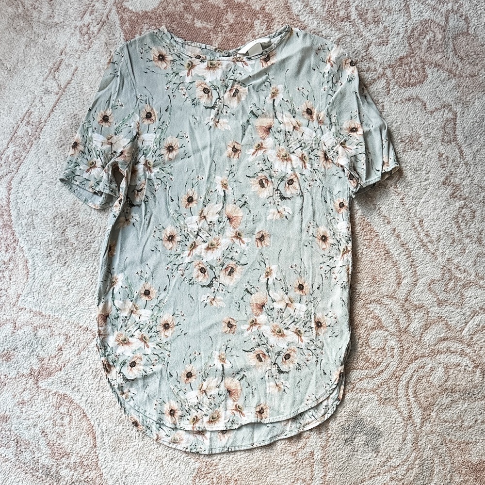 H&M Floral Short Sleeve Top - Soft Green and Peach